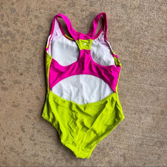 SPEEDO Girls Infinity Splice Xtra Life one piece swimsuit size 14 - Picture 2 of 5